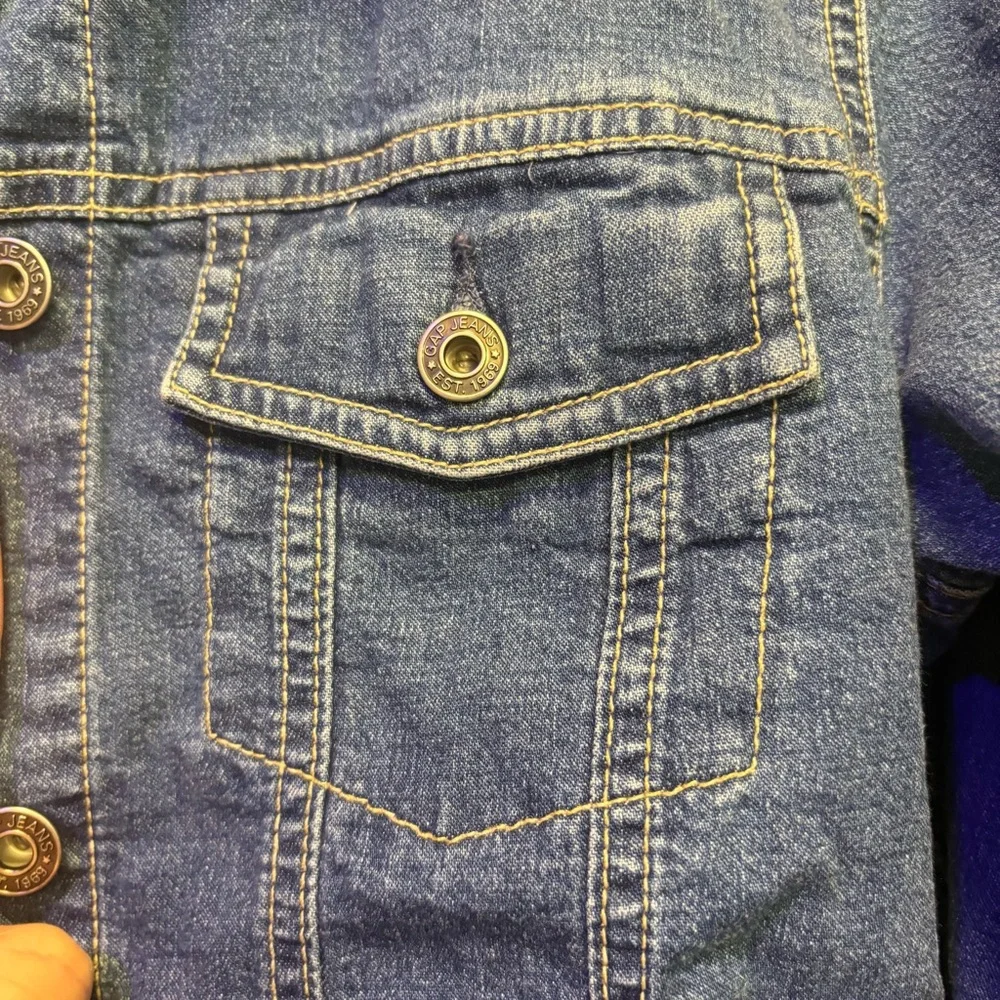 GAP Women’s Stretch Denim Cropped Jean Jacket | Size Small - Picture 5 of 8
